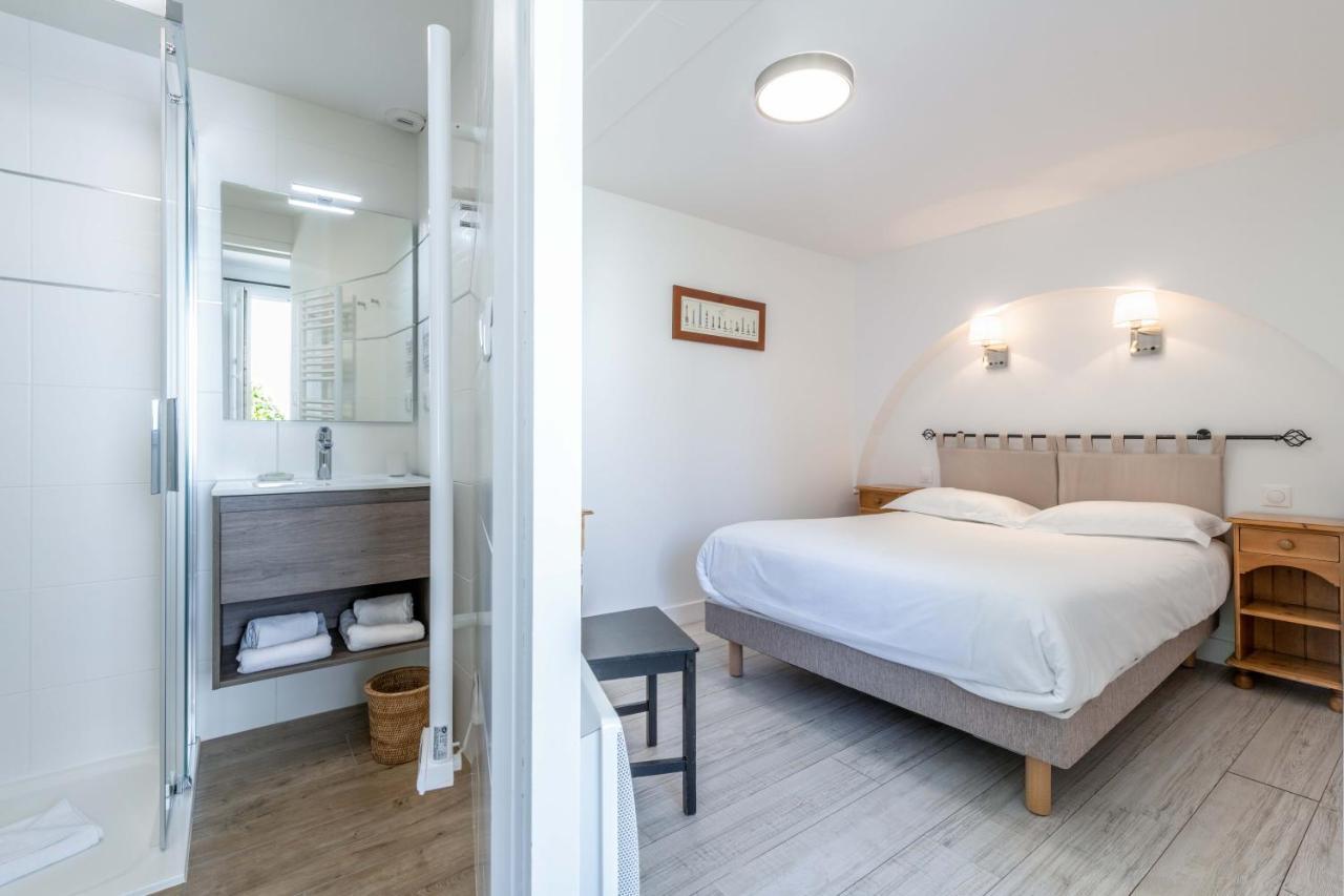 Hotel Le Clos Fleuri ル・パレ エクステリア 写真