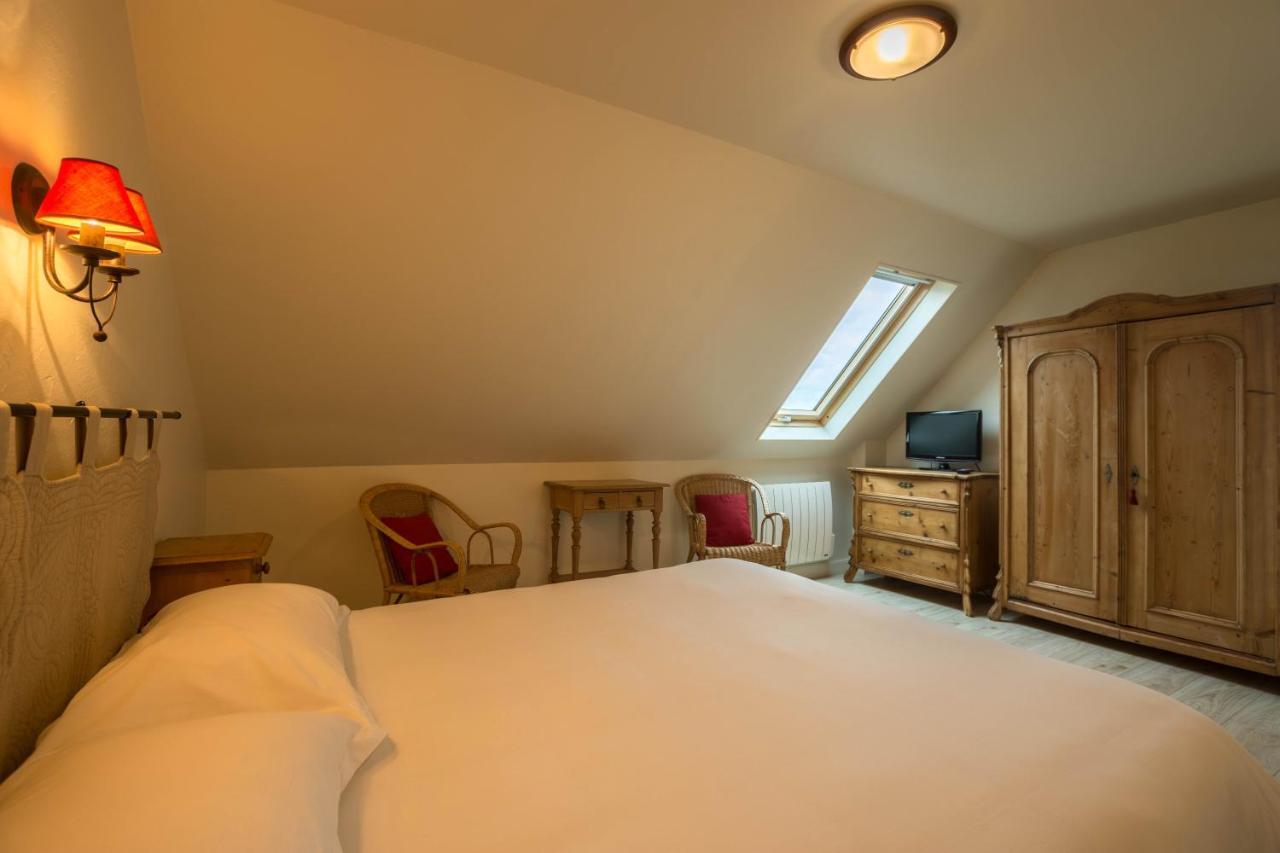 Hotel Le Clos Fleuri ル・パレ エクステリア 写真